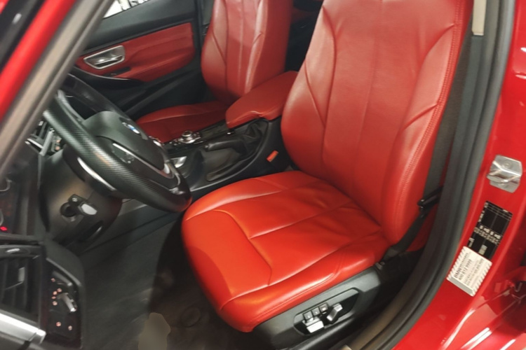 BMW 3 Series 2017 #15 BMW 3 Series 2017 car image #15