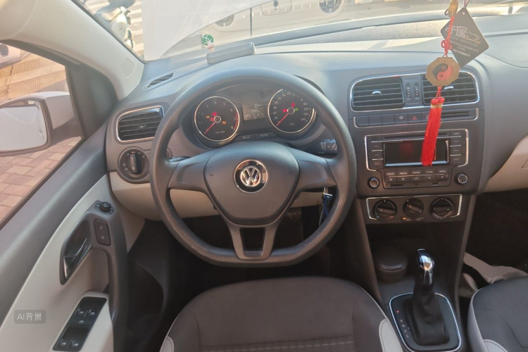 Volkswagen Polo 2015 #12 Volkswagen Polo 2015 car image #12