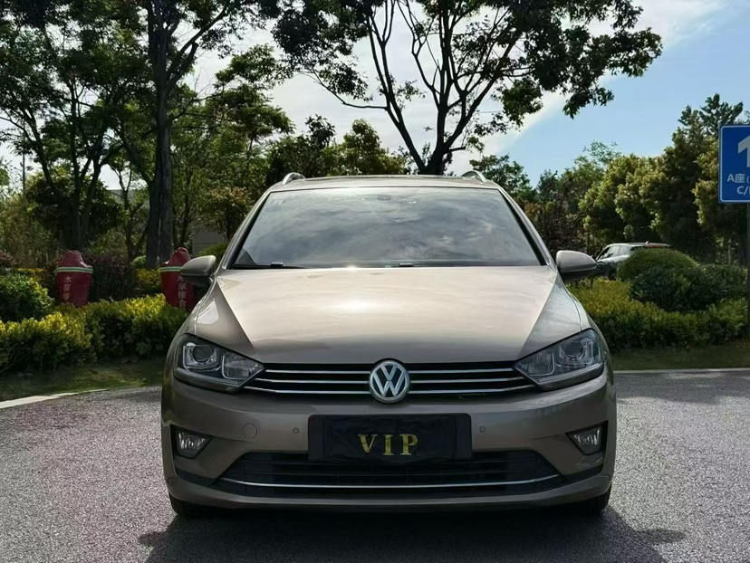 Volkswagen Golf Sportsvan 2017 #2 Volkswagen Golf Sportsvan 2017 car image #2