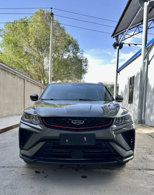 GEELY Coolray 2023 image de voiture #2