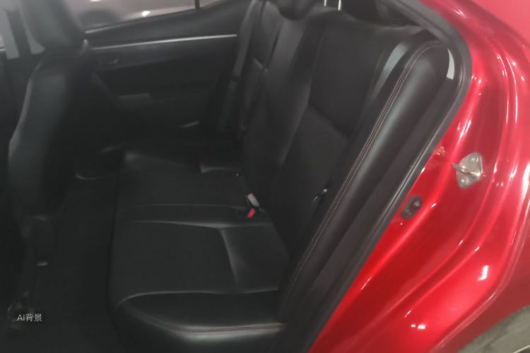 Toyota Corolla 2018 immagine di auto #19
