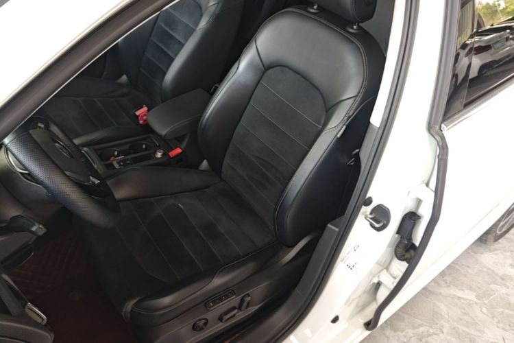 Volkswagen Golf 2019 #15 Volkswagen Golf 2019 car image #15
