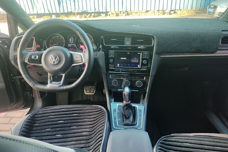 Volkswagen Golf 2017 #10 Volkswagen Golf 2017 car image #10