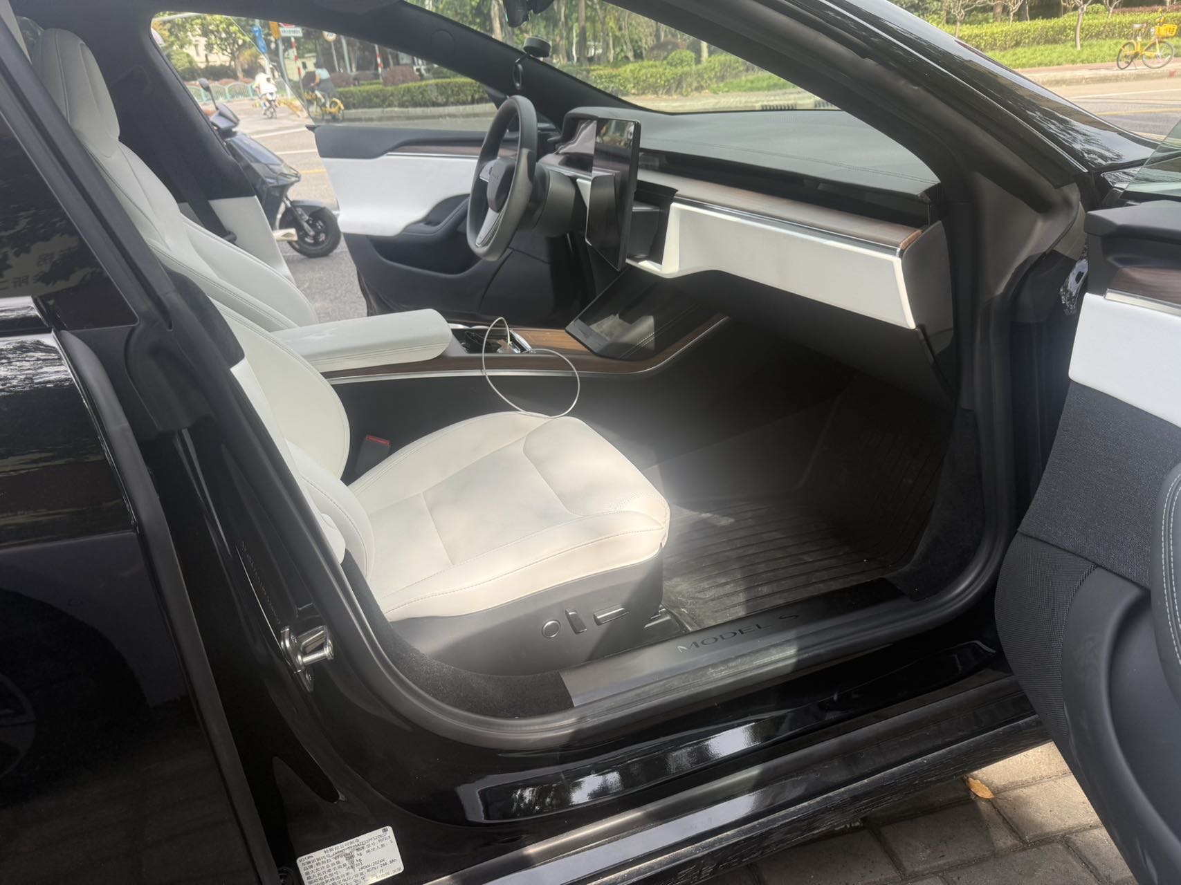 Tesla Model S 2023 imagen de coche #6