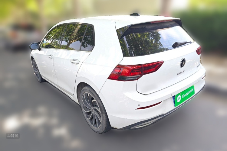 Volkswagen Golf 2022 car image #5