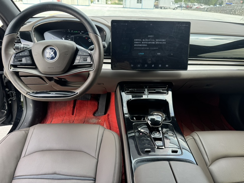 BYD Han 2022 car image #9