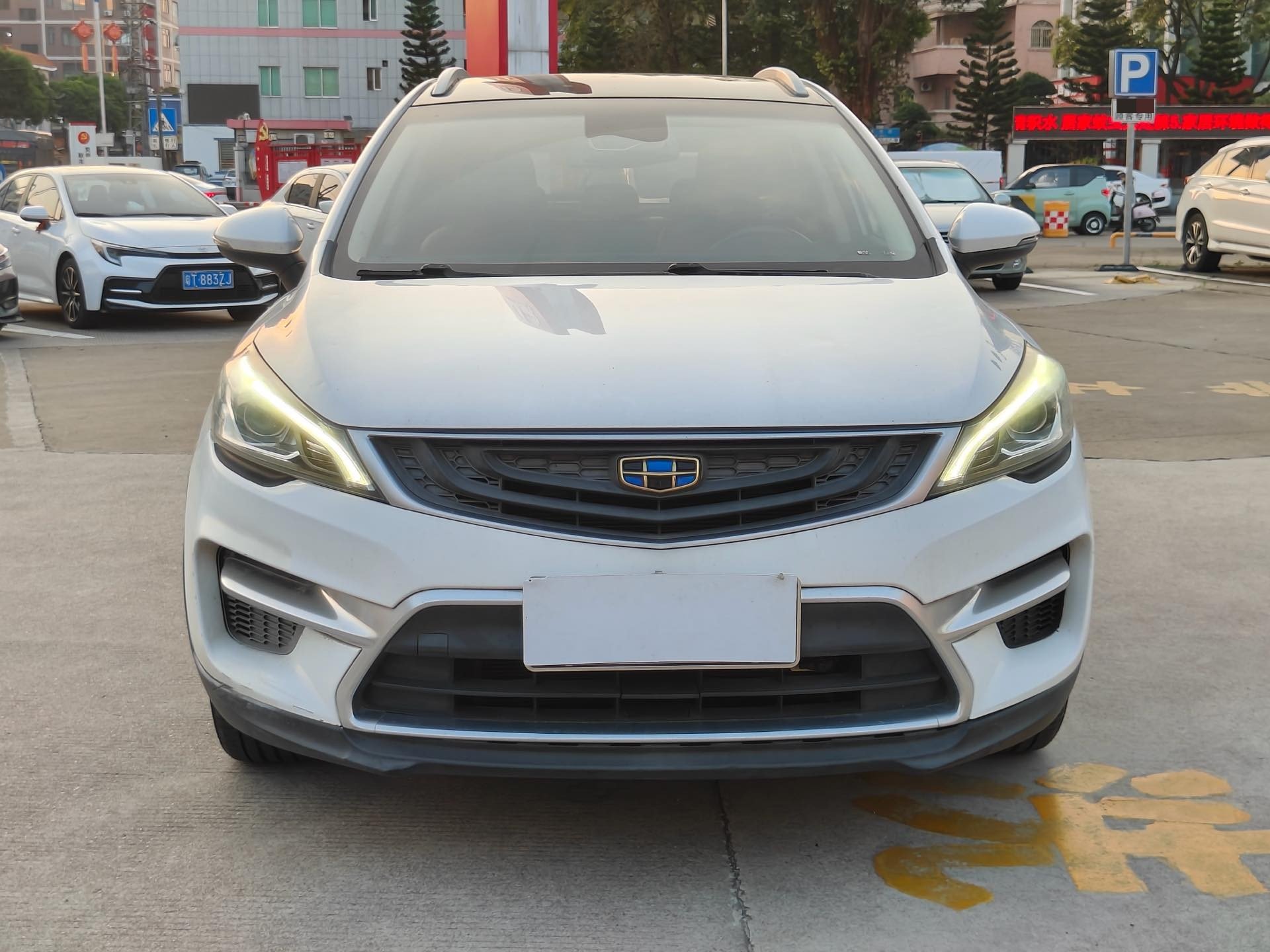 GEELY Emgrand GS 2018 #2 GEELY Emgrand GS 2018 car image #2