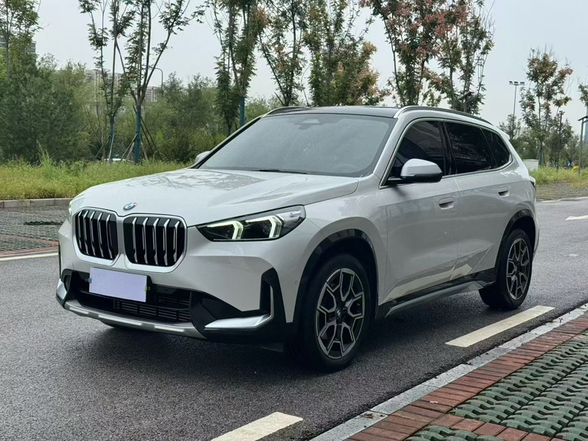 BMW X1 2024 BMW X1 2024 صورة سيارة