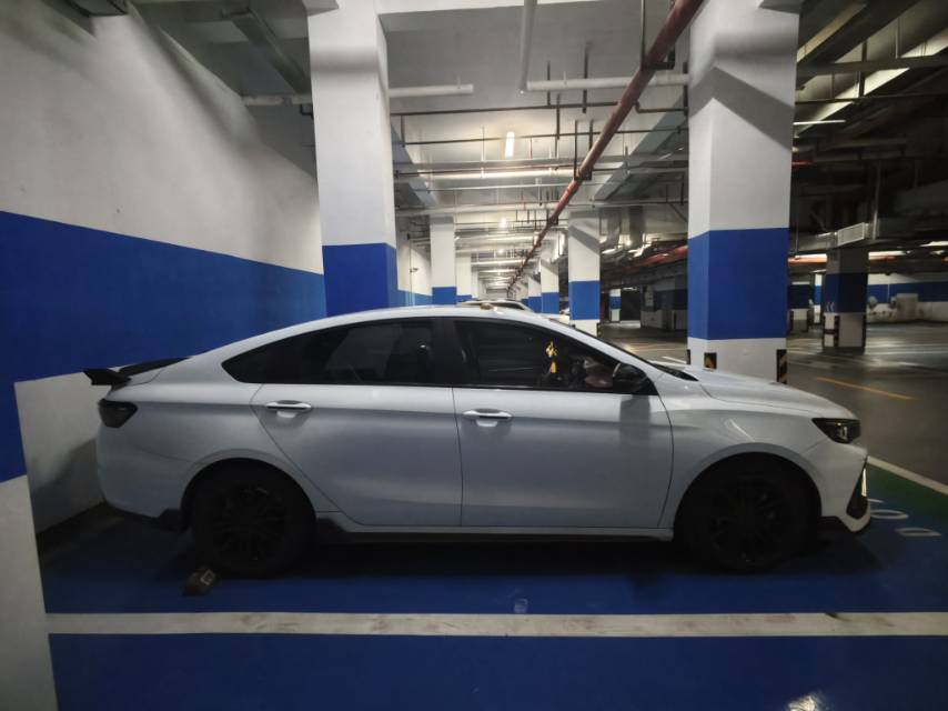 GEELY Binray 2023 car image #7