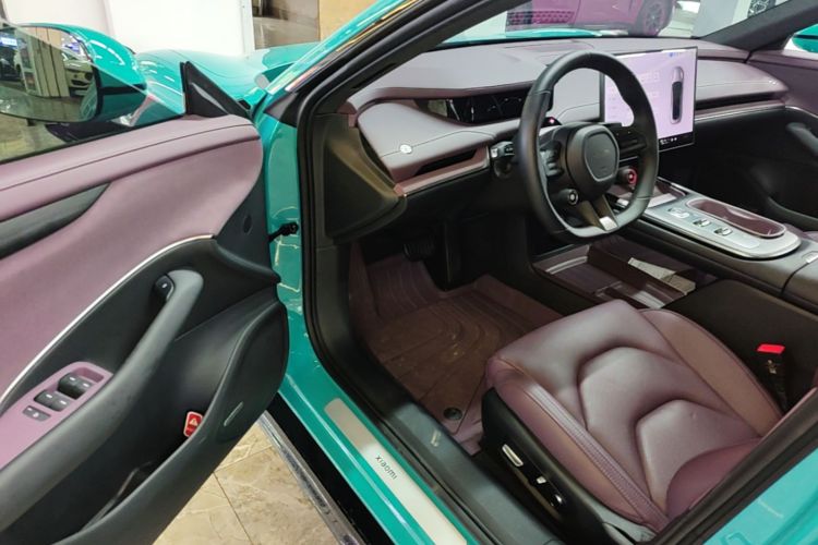 MI SU7 2025 car image #16