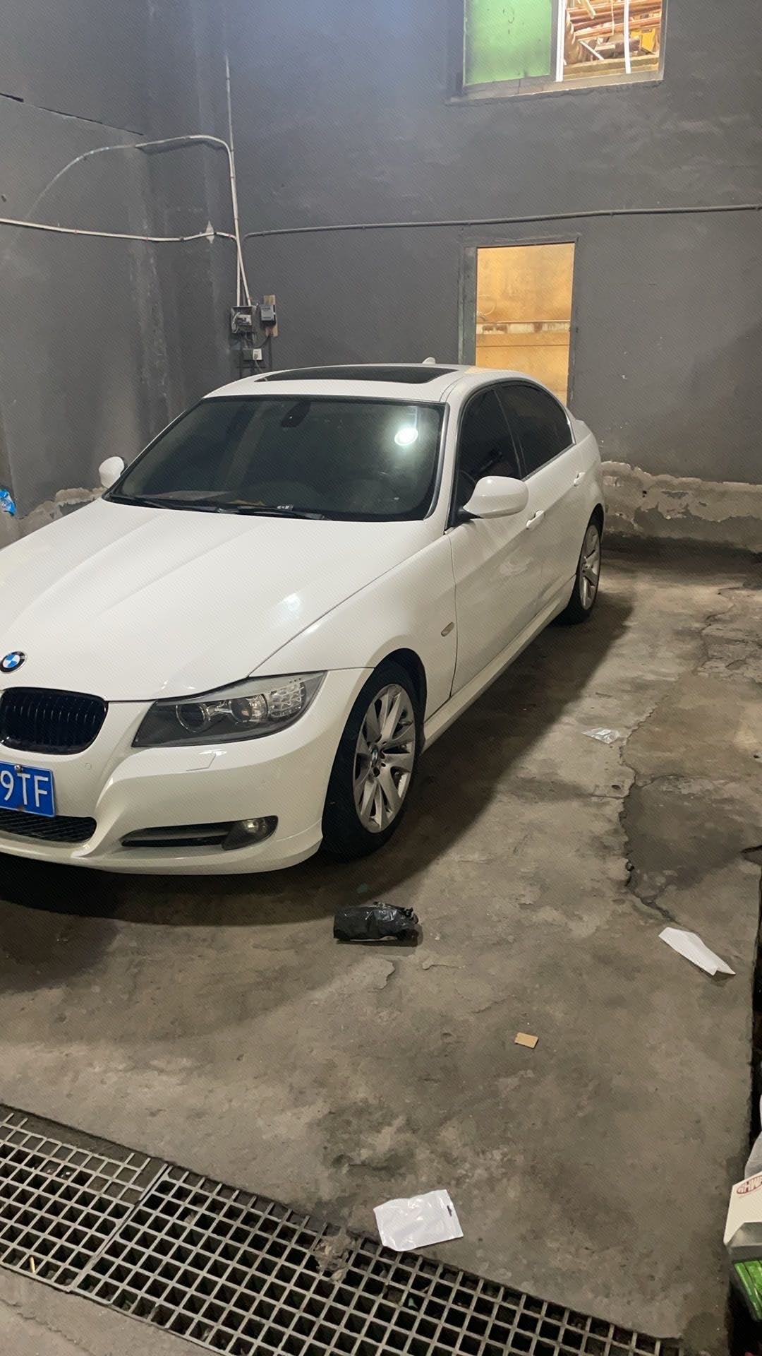 BMW 3 Series (Imported) 2012 BMW 3 Series (Imported) 2012 car image