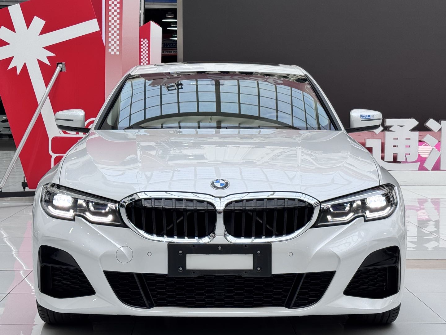 BMW 3 Series 2022 #2 BMW 3 Series 2022 car image #2
