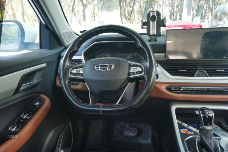 GEELY Vision X6 2020 car image #12