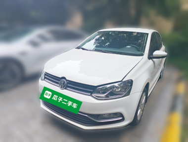 Volkswagen Polo 2015 Volkswagen Polo 2015 car image