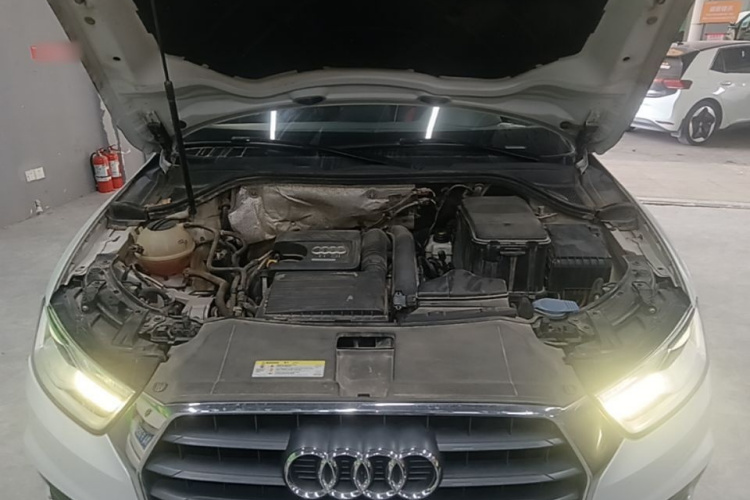 Audi Q3 2017 #20 Audi Q3 2017 car image #20