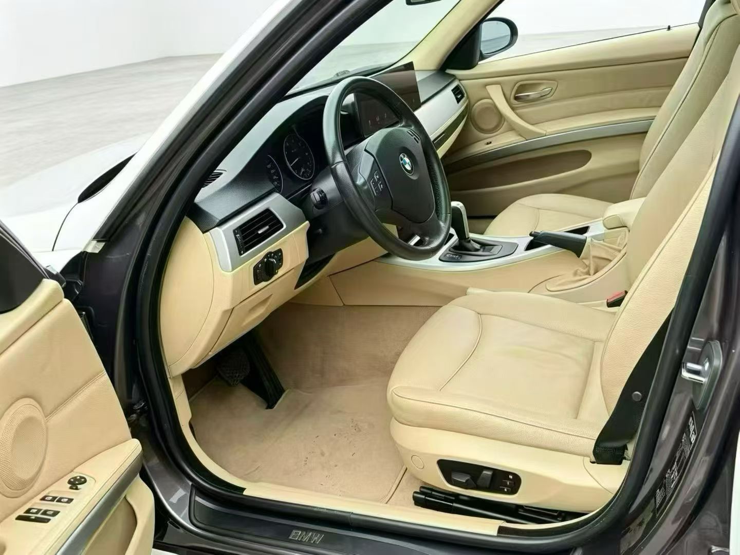 BMW 3 Series 2007 #6 BMW 3 Series 2007 car image #6