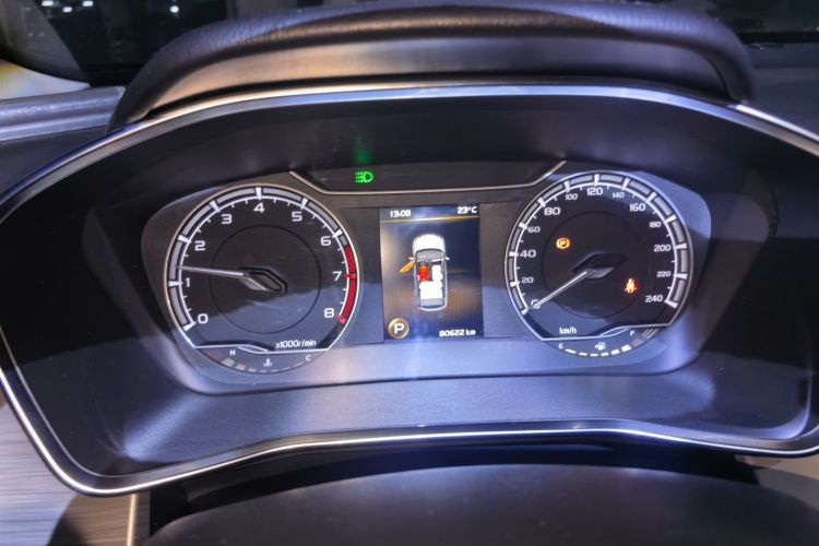 GEELY Coolray 2019 immagine di auto #12