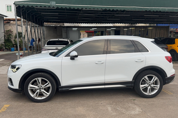 Audi Q3 2022 #7 Audi Q3 2022 car image #7