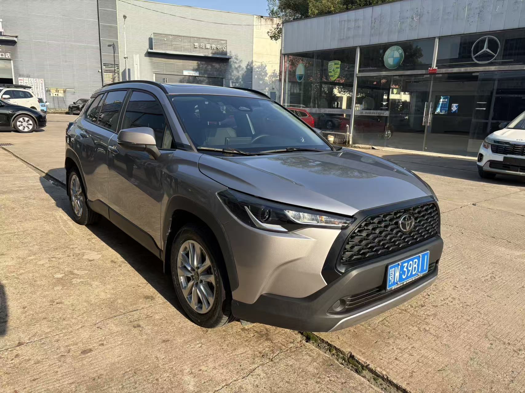 Toyota Corolla Cross 2023 #2 Toyota Corolla Cross 2023 صورة سيارة #2