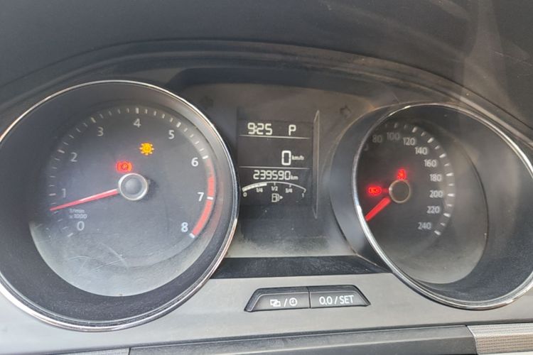Volkswagen Bora 2017 car image #10