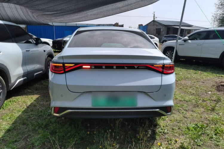 GEELY Emgrand L HiP 2022 صورة سيارة #6