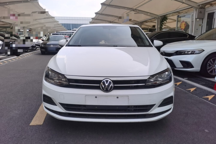 Volkswagen Polo 2023 car image #3