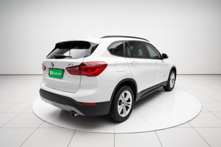 BMW X1 2017 #7 BMW X1 2017 car image #7