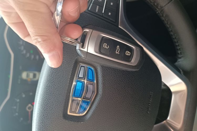 GEELY Emgrand GL 2017 car image #9