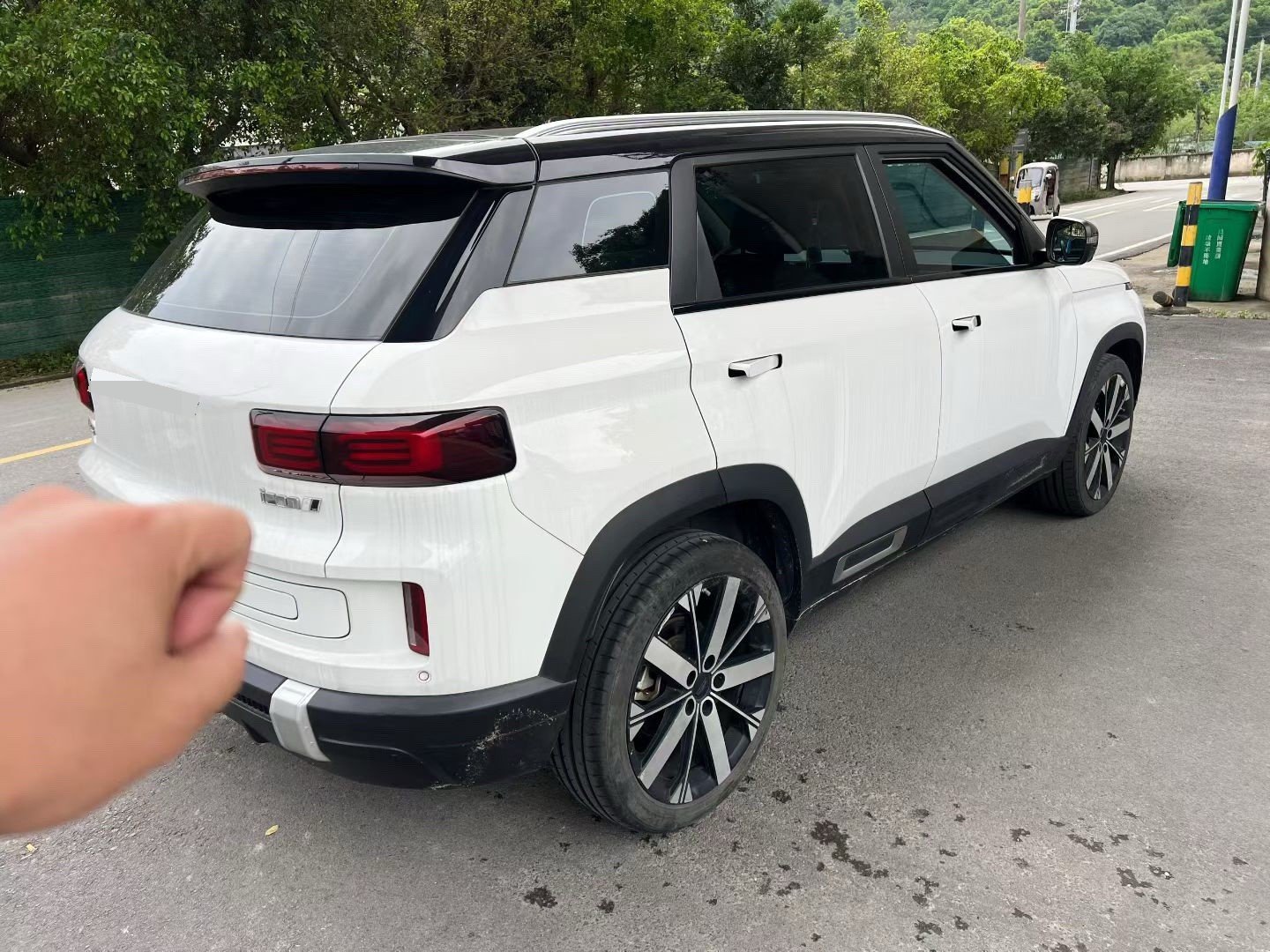 GEELY ICON 2023 car image #5