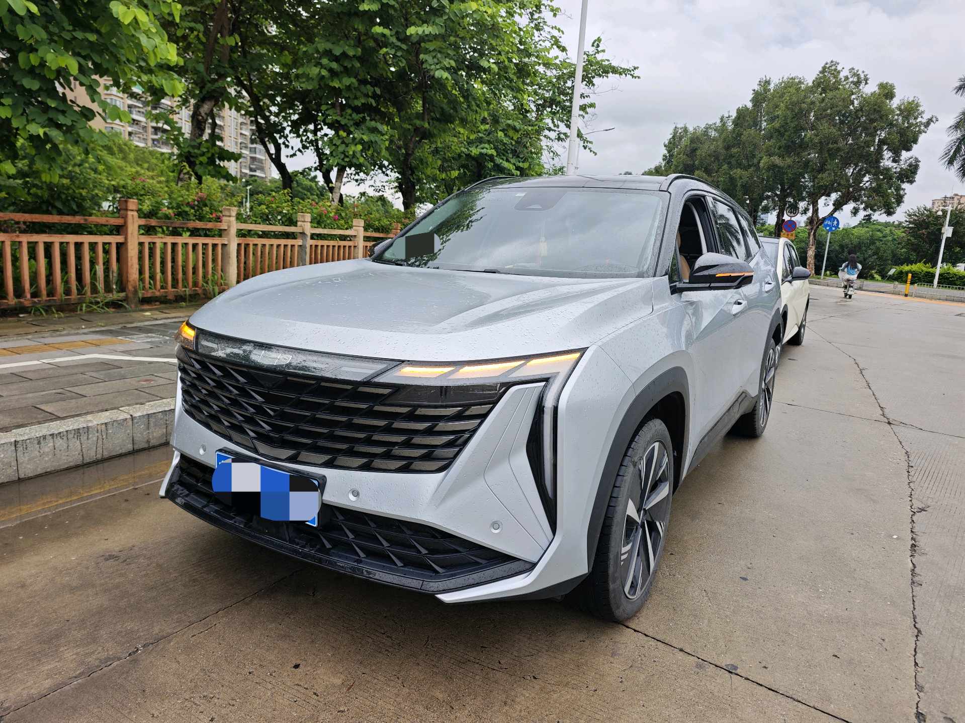 GEELY Boyue L 2024 GEELY Boyue L 2024 car image