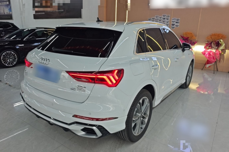 Audi Q3 2024 #7 Audi Q3 2024 car image #7