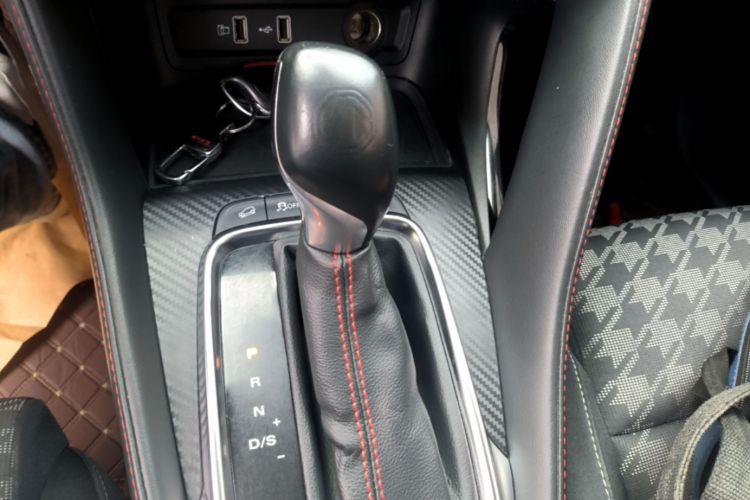 MG ZS 2020 car image #14