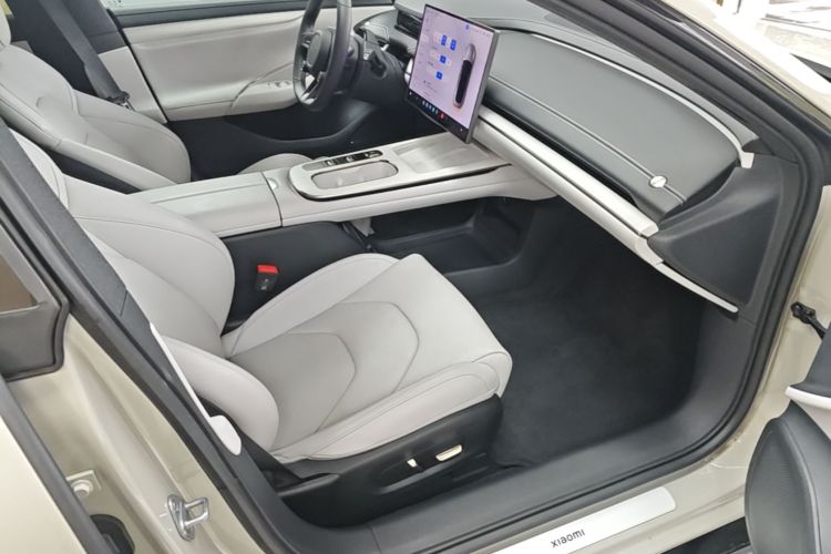 MI SU7 2024 car image #24