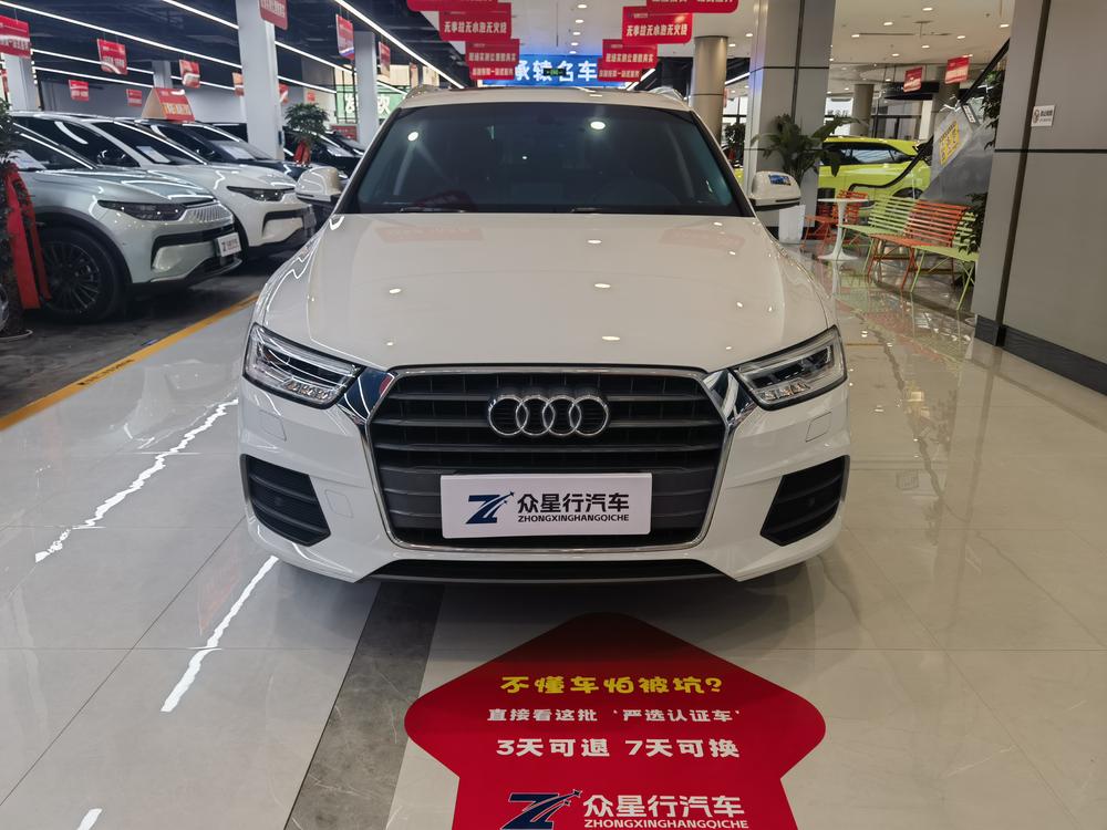 Audi Q3 2018 car image #2