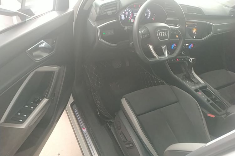 Audi Q3 2021 #16 Audi Q3 2021 car image #16