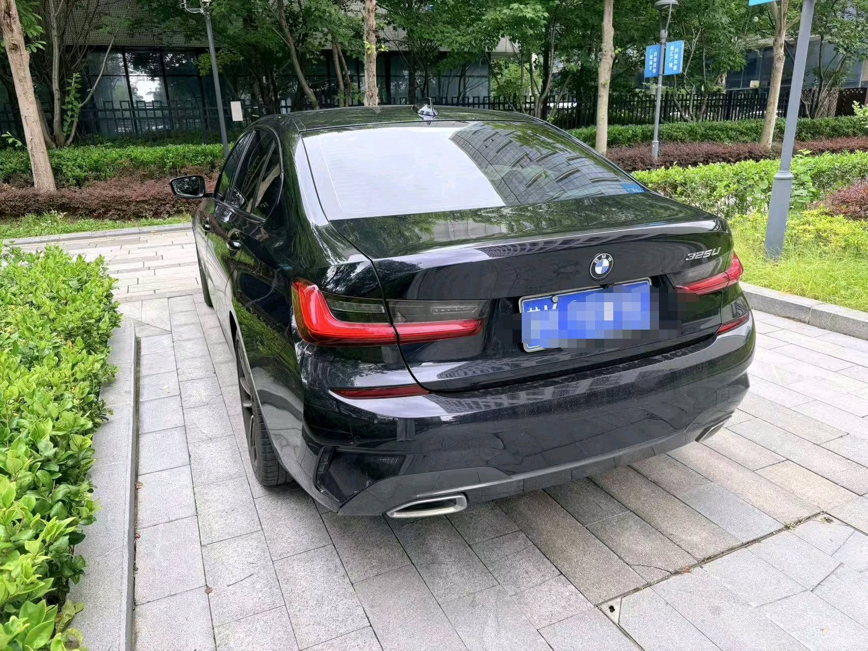 BMW 3 Series 2021 car image #2