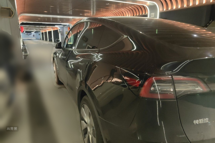 Tesla Model Y 2022 #5 Tesla Model Y 2022 car image #5