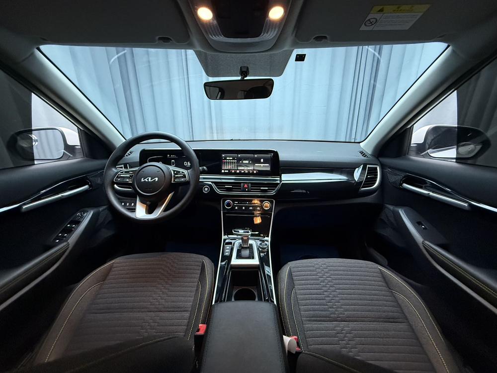 2023 #17 2023 imagen de coche #17