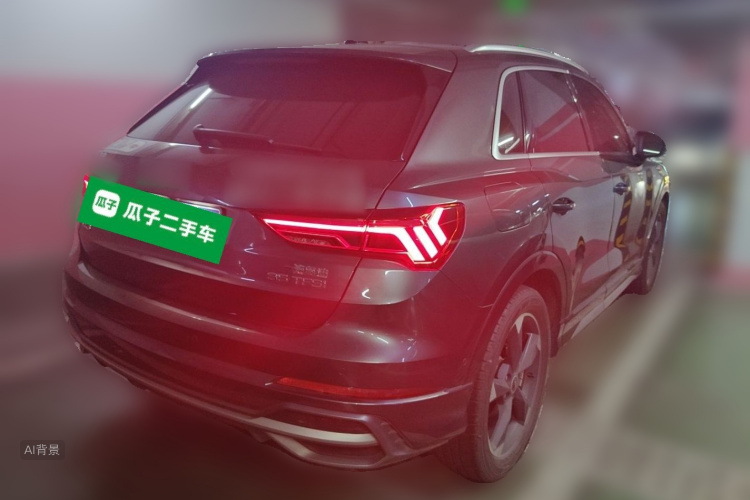 Audi Q3 2022 car image #7