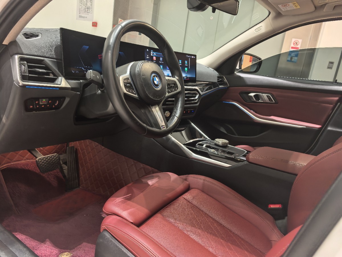BMW i3 2023 car image #3