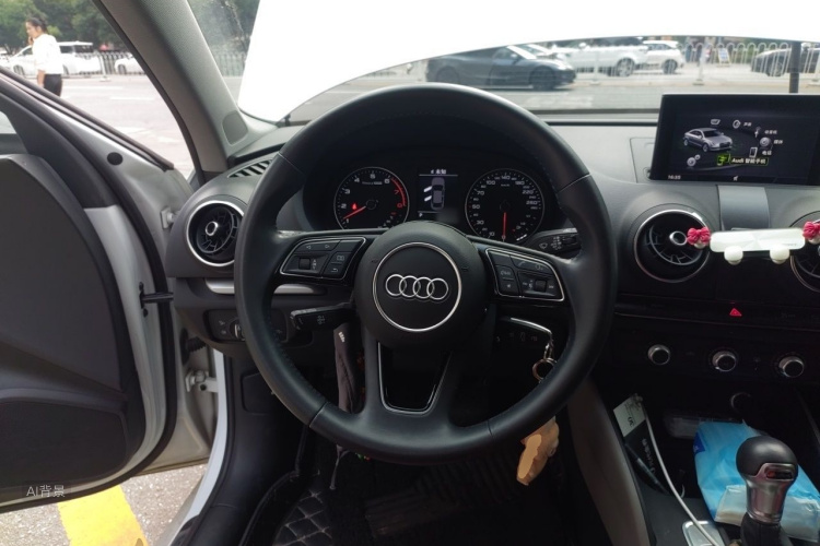 Audi A3 2020 car image #12