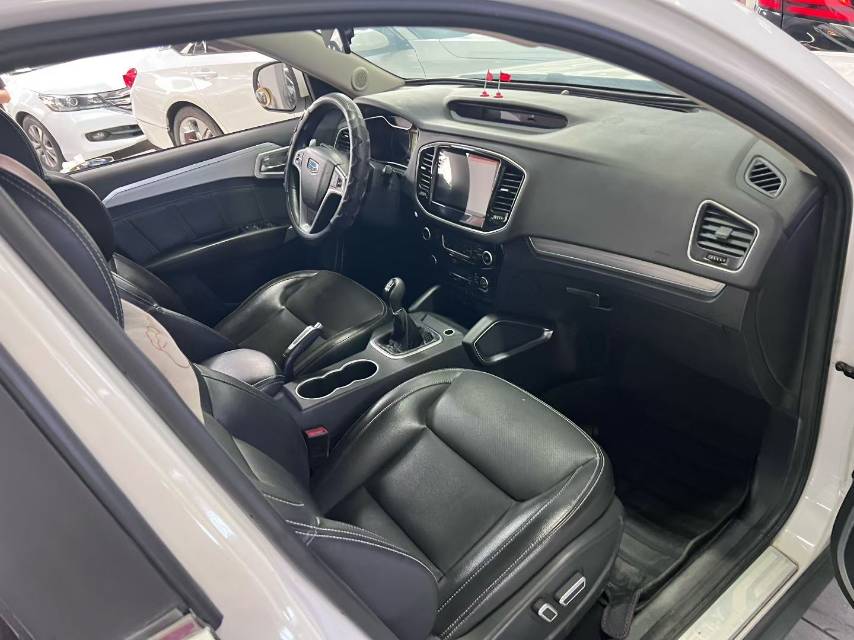 GEELY Vision X6 2017 #4 GEELY Vision X6 2017 car image #4