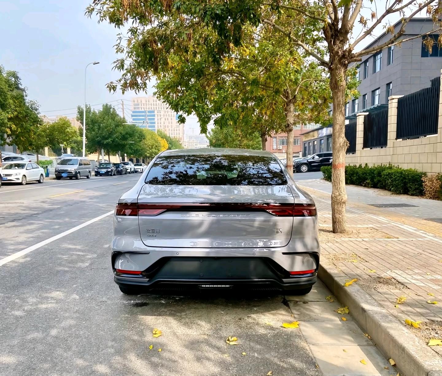 BYD Han 2025 car image #5