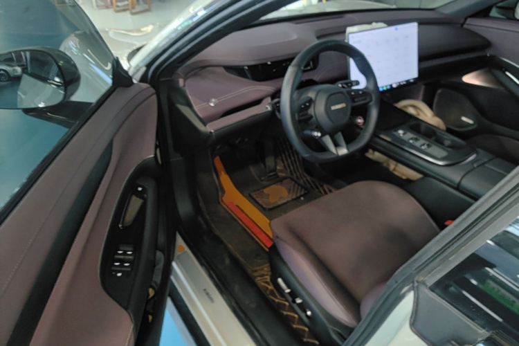 MI SU7 2024 car image #16