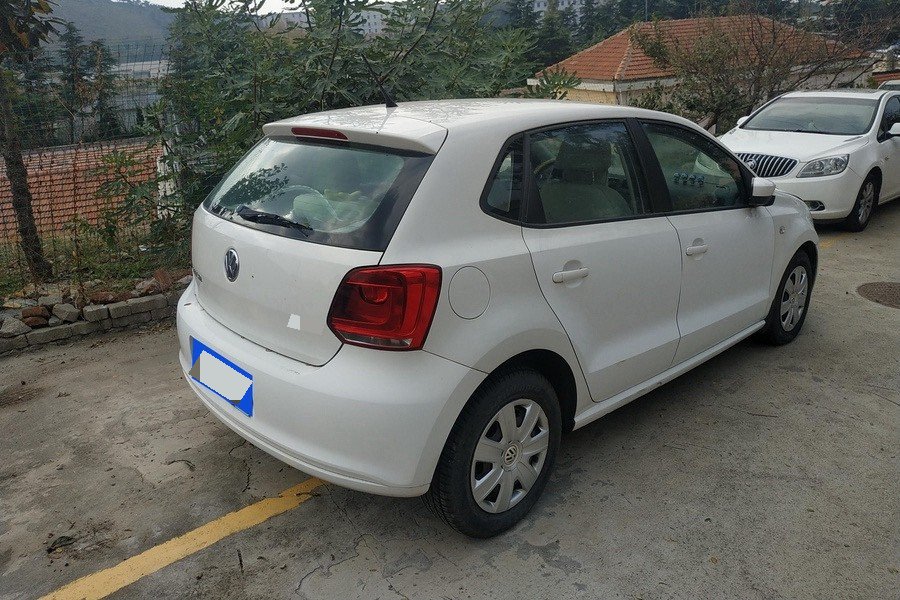 Volkswagen Polo 2013 immagine di auto #3