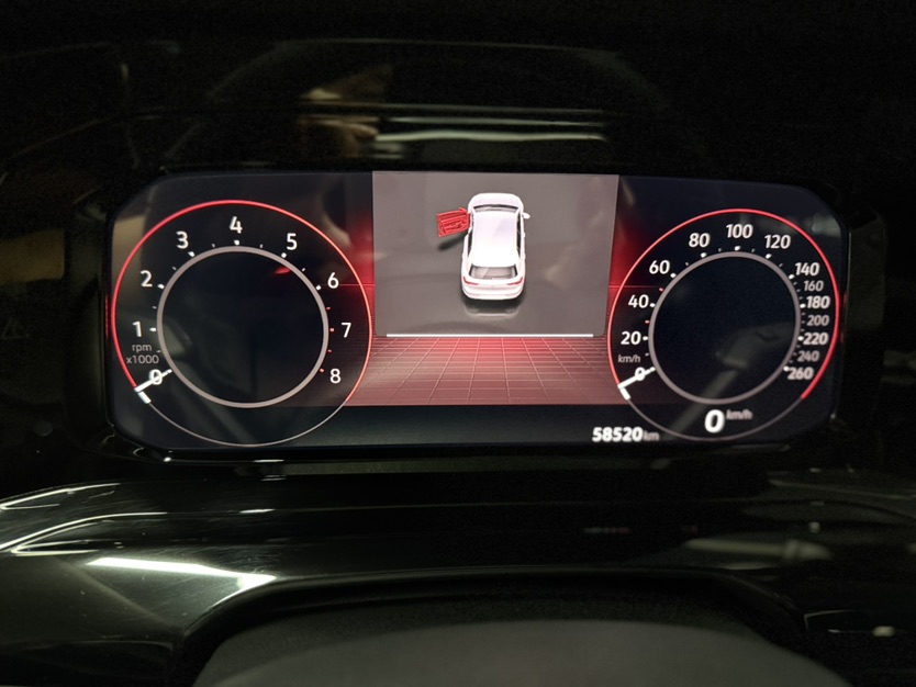 Volkswagen Golf 2023 car image #9