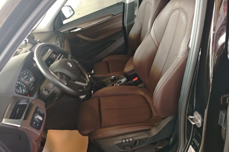 BMW X1 2018 #19 BMW X1 2018 immagine di auto #19