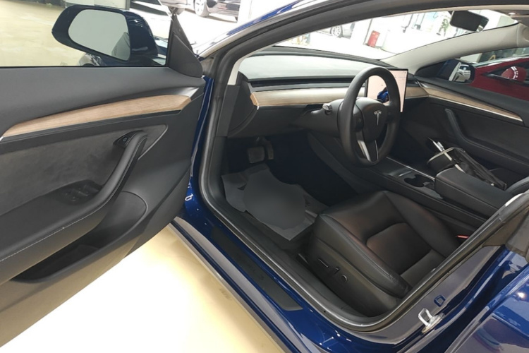 Tesla Model 3 2022 #16 Tesla Model 3 2022 car image #16
