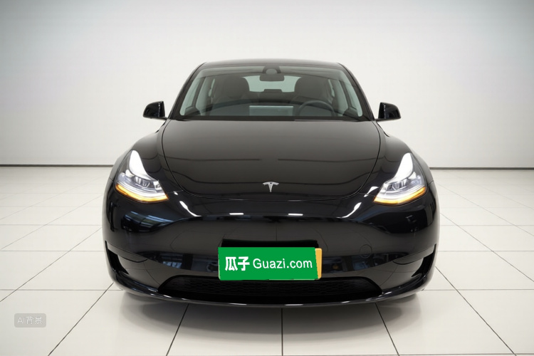 Tesla Model Y 2023 #3 Tesla Model Y 2023 car image #3