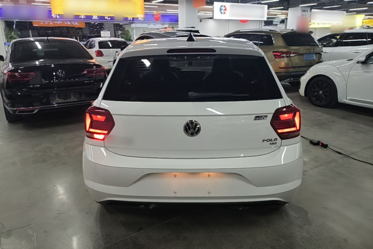 Volkswagen Polo 2019 car image #6
